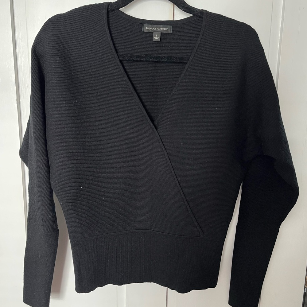 Banana Republic Black Ribbed Knit Dolman Sleeve V-neck Sweater Size Small